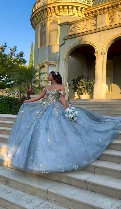 Gorgeous Blue Ball Gown Quinceanera Dress Tulle Sweet 16 Dress DP07070