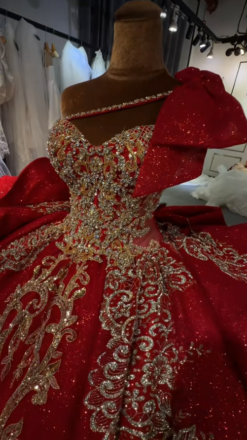 Fairy Red Ball Gown Sweet 16 Dress Tulle Appliques Quineceanera Dress DP07082