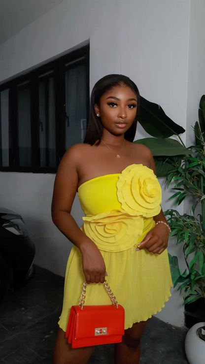 Fashion Yellow Short Homecoming Dress Sheath Satin Beaded Birthday Dress DP07357