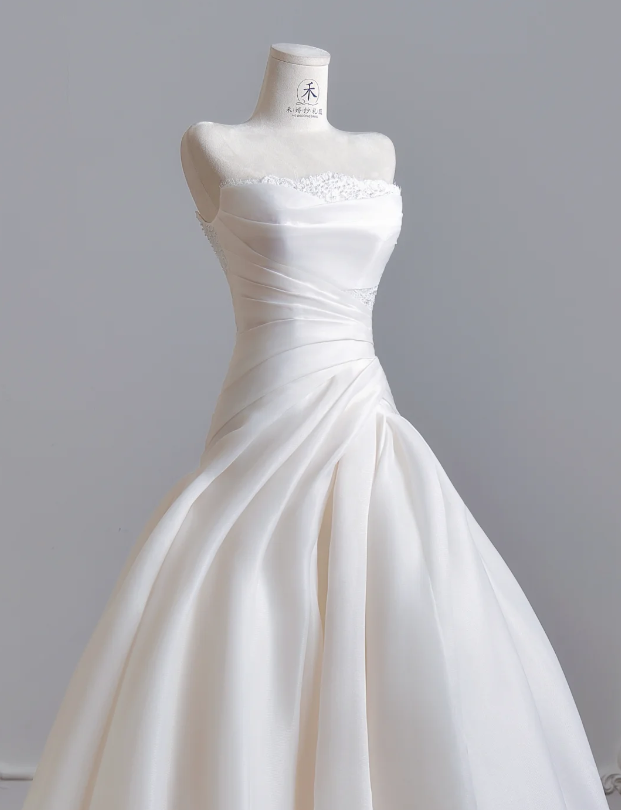 Simple A-Line White Wedding Dress Tulle Bridal Gown DP07388