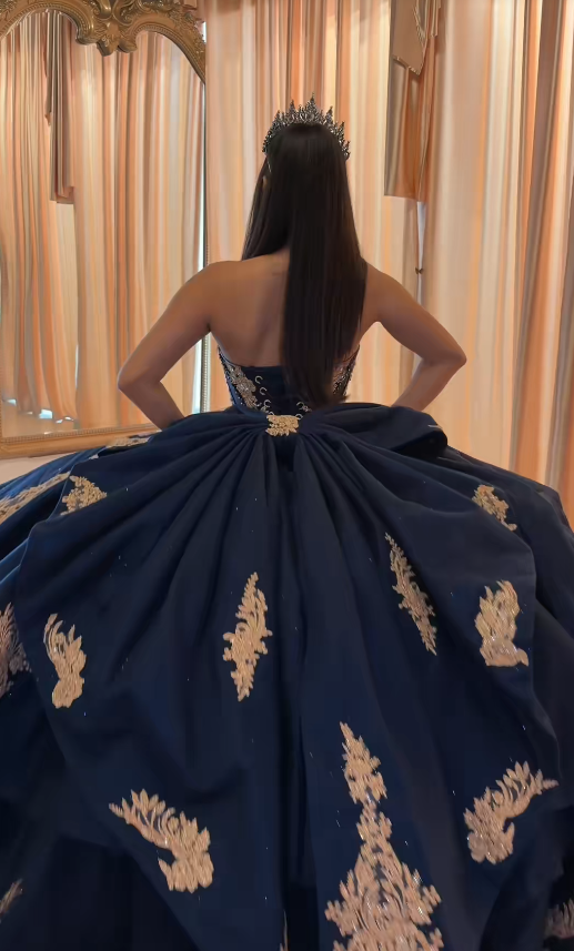 Gorgeous Navy Blue Ball Gown Quinceanera Dress Tulle Applique Sweet 16 Dress DP07454