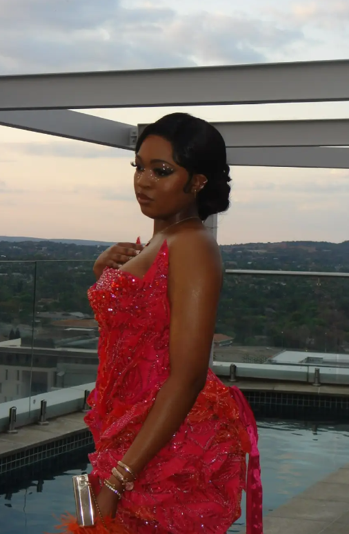 Robe de bal fourreau rouge à perles, robe de soirée longue sans bretelles DP07483