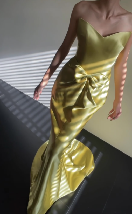 Robe de bal jaune fourreau en satin longue robe de soirée DP07498