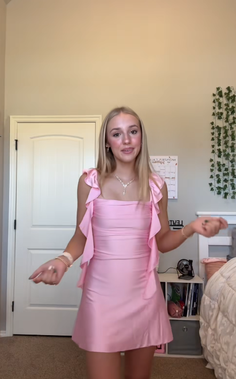 Fashion Pink Short Homecoming Dress Satin Sheath Birthday Party Dress DP07578