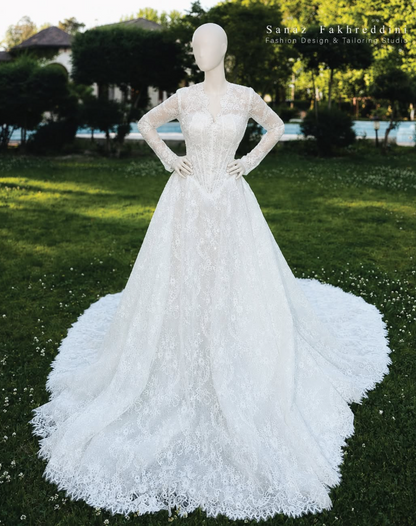 Elegant White A-Line Lace Wedding Dress for Brides DP07617