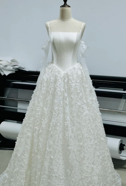 Eternal Strapless A-Line Wedding Dress White Satin Applique Bridal Dress DP07834