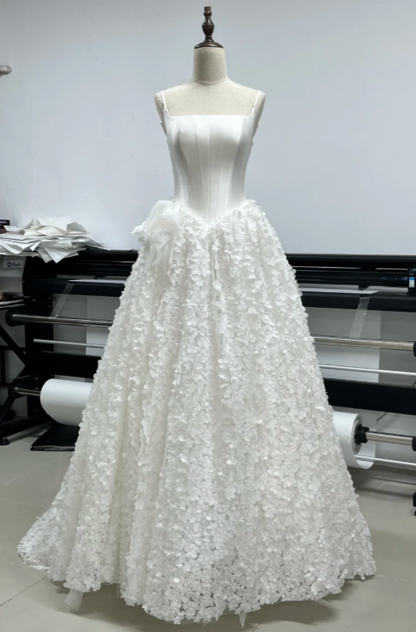 Eternal Strapless A-Line Wedding Dress White Satin Applique Bridal Dress DP07834