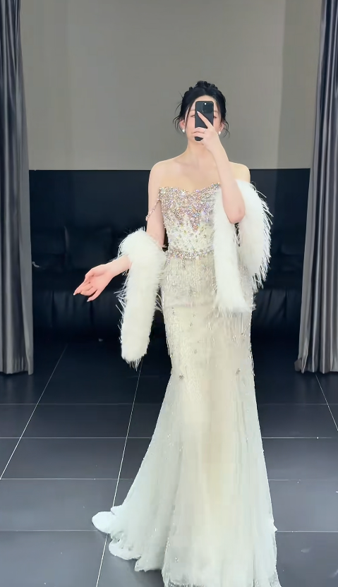 Chic Pale Yellow Prom Dress Sheath Tulle Long Evening DressDP07857