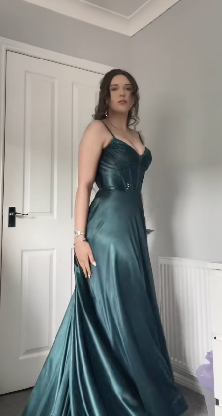 Charming Green Prom Dress  Sheath Satin Long Evening Dress DP07930