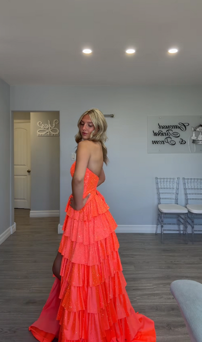 Süßes orangefarbenes A-Linien-Abendkleid aus Satin DP07970