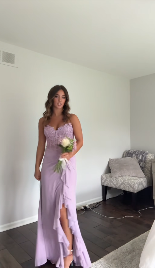 Niedliches figurbetontes langes Abendkleid aus Chiffon, lila Ballkleid DP08044
