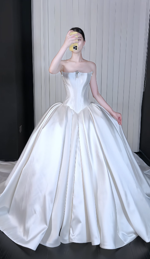 Simple A-Line Satin Wedding Dress White Bridal Dress DP08055