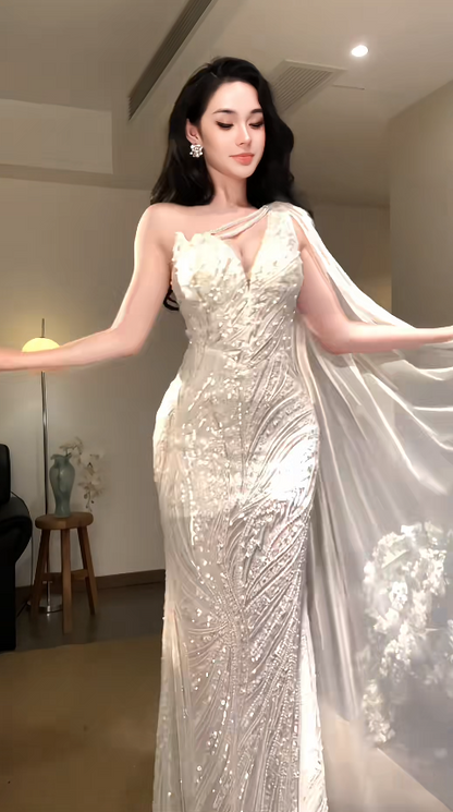 Glamouröses weißes Ballkleid, langes Abendkleid aus Chiffon mit Perlenbesatz, Modell DP08059