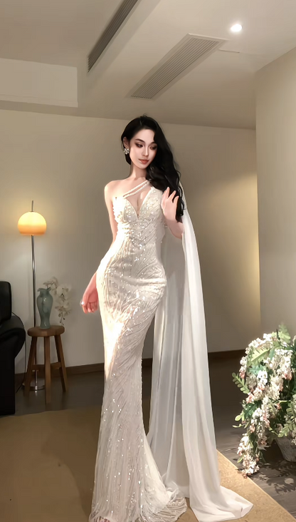 Glamouröses weißes Ballkleid, langes Abendkleid aus Chiffon mit Perlenbesatz, Modell DP08059