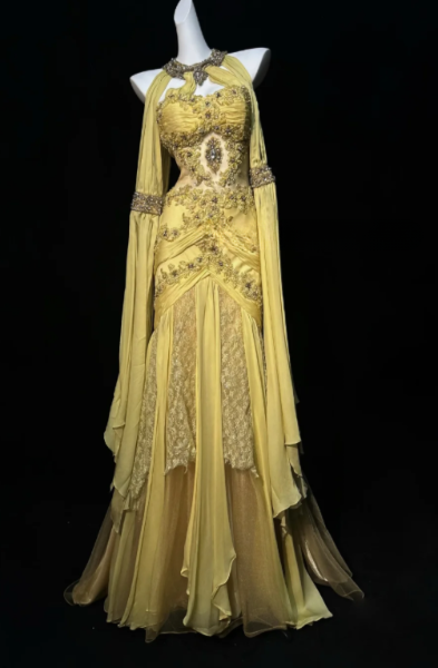 Schönes figurbetontes langes Abendkleid aus Chiffon mit Perlenbesatz, gelbes Ballkleid DP08152