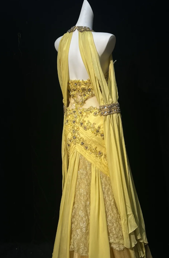 Schönes figurbetontes langes Abendkleid aus Chiffon mit Perlenbesatz, gelbes Ballkleid DP08152