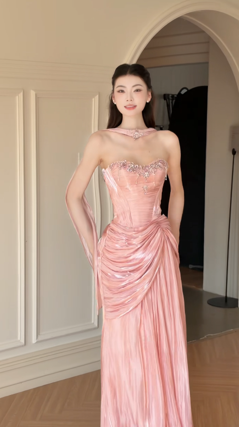 Schönes figurbetontes langes Abendkleid aus Chiffon, rosa Ballkleid DP08161