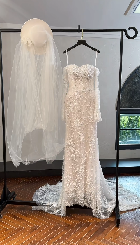 Timeless A-Line Tulle Wedding Dress White Bridal Gown DP08177