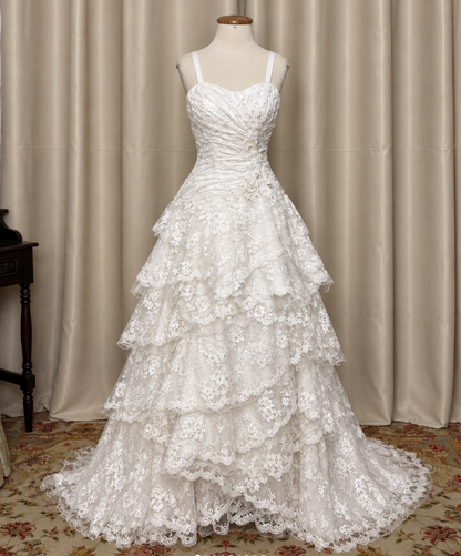 Robe de mariée blanche simple en dentelle, coupe trapèze, longue DP08183
