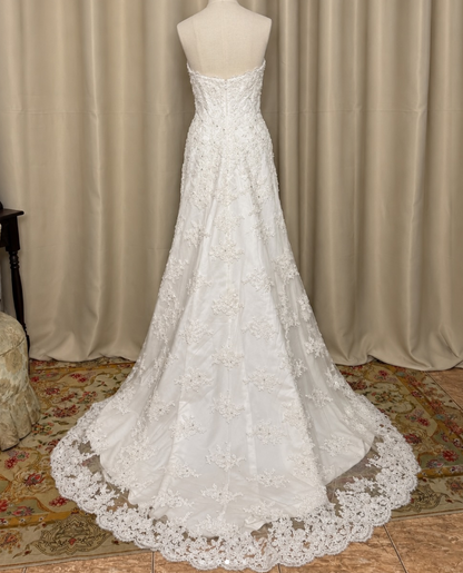 Simple White Bridal Gown Strapless A-Line Lace Long Wedding Dress DP08184