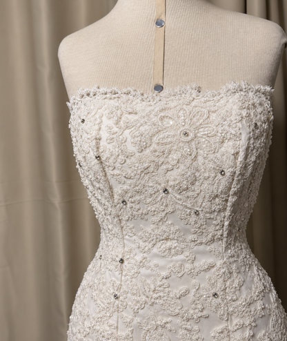 Simple White Bridal Gown Strapless A-Line Lace Long Wedding Dress DP08184