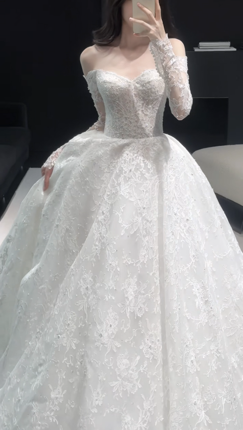 Schönes weißes Brautkleid A-Linie Spitze langes Hochzeitskleid DP08190
