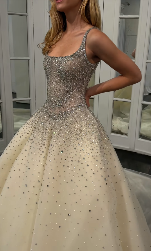 Schönes helles champagnerfarbenes Brautkleid in A-Linie mit Pailletten und Tüll, langes Hochzeitskleid DP08192