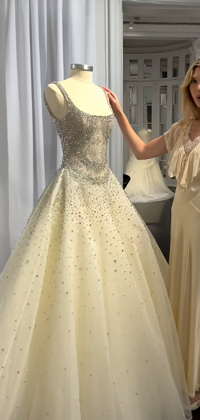 Schönes helles champagnerfarbenes Brautkleid in A-Linie mit Pailletten und Tüll, langes Hochzeitskleid DP08192
