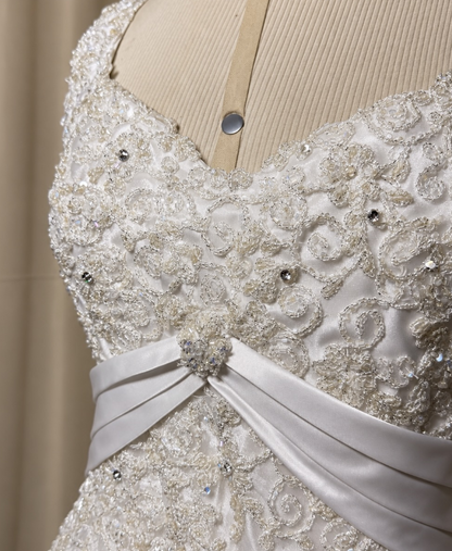 Pretty White Bridal Gown A-Line Tulle Appliques Long Wedding Dress DP08198