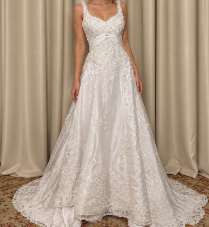 Pretty White Bridal Gown A-Line Tulle Appliques Long Wedding Dress DP08198