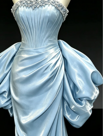 Schickes blaues langes Abendkleid aus Satin in Etui-Passform DP08239