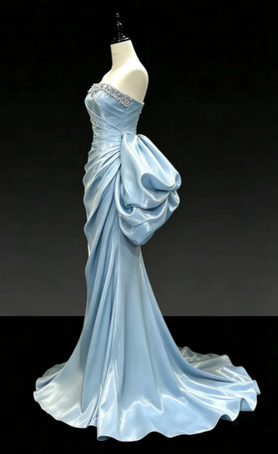 Schickes blaues langes Abendkleid aus Satin in Etui-Passform DP08239