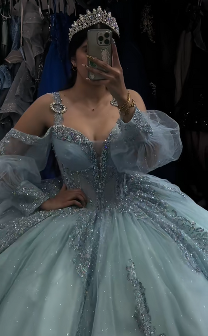 Gorgeous Blue Sweet 16 Dress Ball Gown Appliques Tulle Quinceanera Dress DP08246