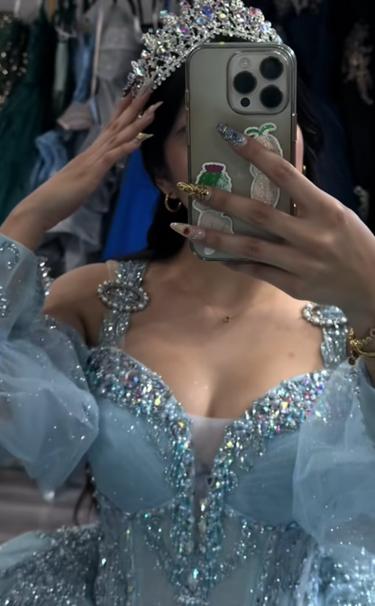 Gorgeous Blue Sweet 16 Dress Ball Gown Appliques Tulle Quinceanera Dress DP08246