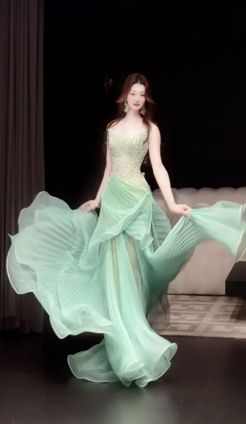Chic Green Prom Dress Sheath Tulle Long Evening Dress DP08248