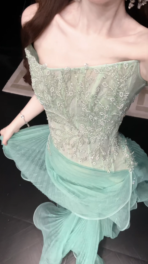 Chic Green Prom Dress Sheath Tulle Long Evening Dress DP08248