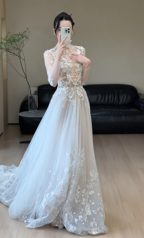 Glam White Bridal Gown A-Line Tulle Long Wedding Dress DP08252