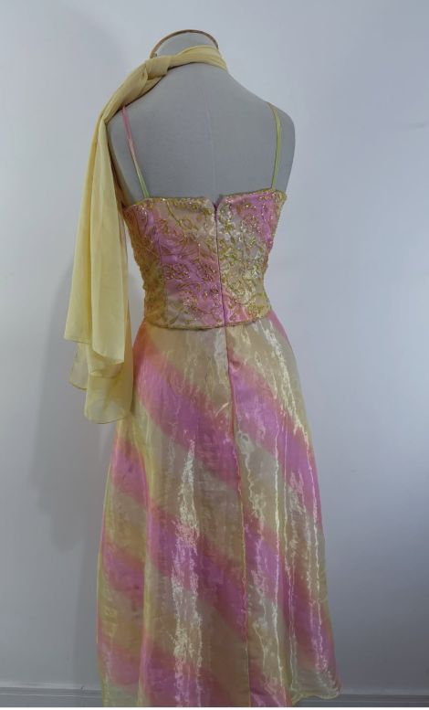 Niedliches gelbes kurzes Abendkleid, Etuikleid aus Chiffon, Geburtstagskleid DP08264