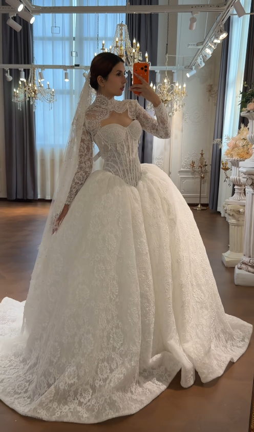 Glam A-Linien-Brautkleid mit Spitze, langes weißes Hochzeitskleid DP08301