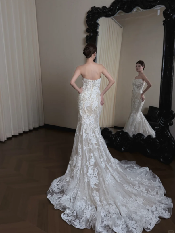 Glam Sheath Tulle Appliques Lace Long Wedding Dress White Bridal Gown DP08304