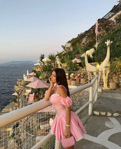 Süßes A-Linie Spaghettiträger Rosa Kurzes Sommer-Geburtstagskleid Hoco Kleid Geburtstagsoutfit 18. Geburtstag Mini-Cocktailkleider DP1099