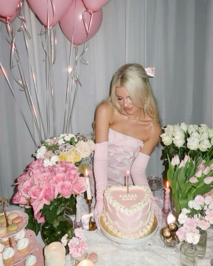 Süßes Etuikleid, trägerlos, rosa Satin, kurzes Sommer-Geburtstagskleid, Hoco-Kleid, Geburtstags-Outfit, 19. Geburtstag, Mini-Partykleider, DP1116