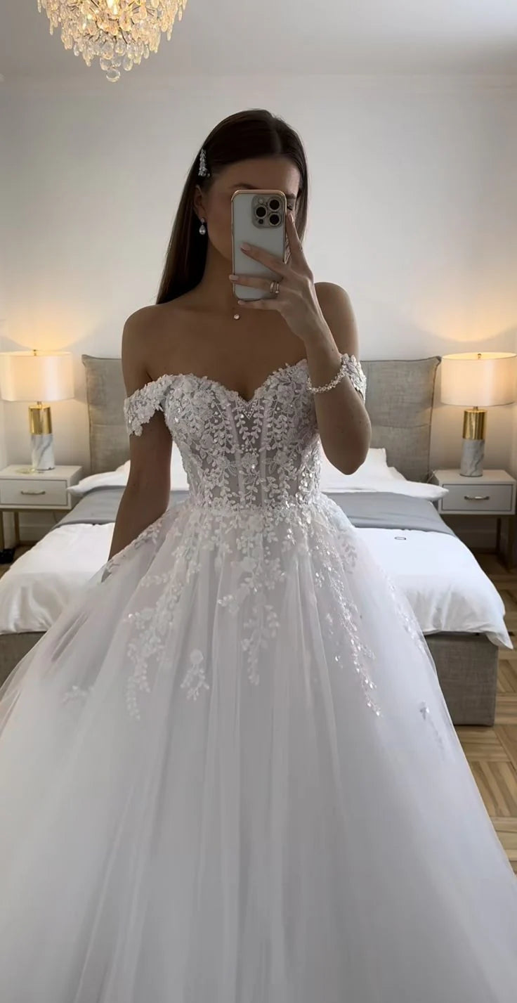 Ethereal Wedding Dress Ball Gown Off The Shoulder Tulle White Wedding Dresses Bridal Gowns DP1321