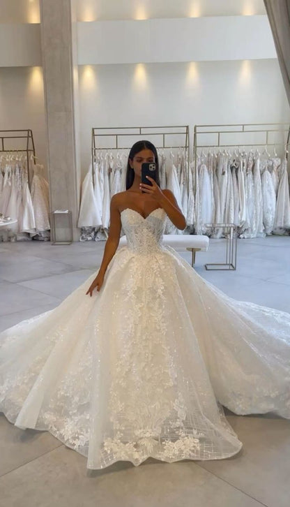 Klassisches Brautkleid Ballkleid Sweetheart Spitze Weiße Brautkleider Minimalistische Brautkleider DP1362