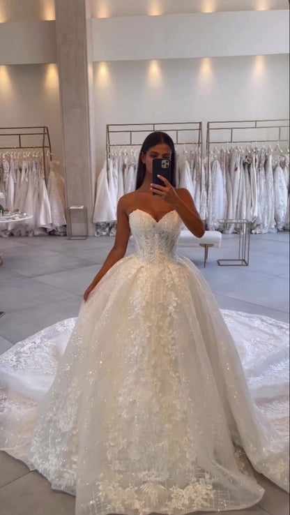 Klassisches Brautkleid Ballkleid Sweetheart Spitze Weiße Brautkleider Minimalistische Brautkleider DP1362