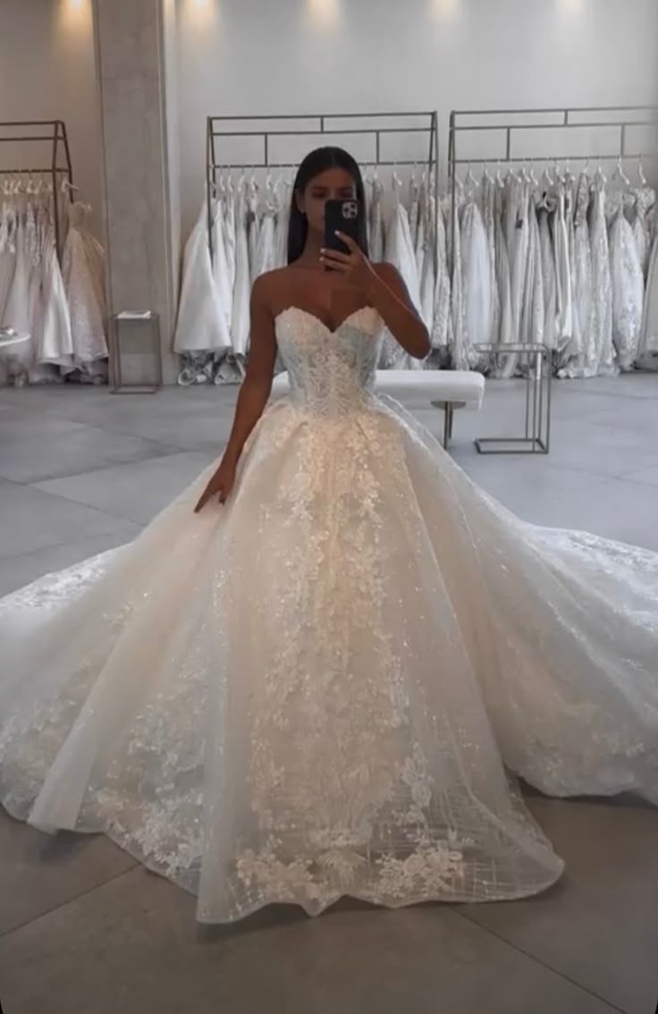 Klassisches Brautkleid Ballkleid Sweetheart Spitze Weiße Brautkleider Minimalistische Brautkleider DP1362