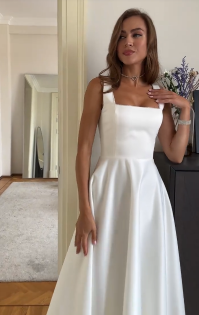 Classic Bridal Gown A line Square Satin White Summer Wedding Dresses Minimalist Bridal Gowns DP1370