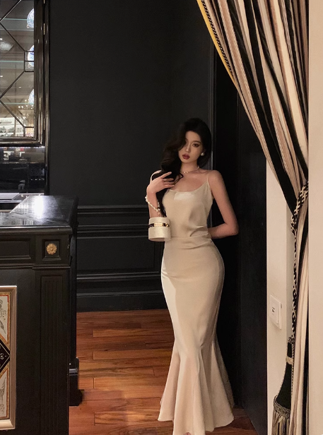 Robe sirène élégante à bretelles spaghetti en satin, longue, pour 18e anniversaire, tenue de fête pour 21e anniversaire, idées de robes d'anniversaire pour femmes, DP1382