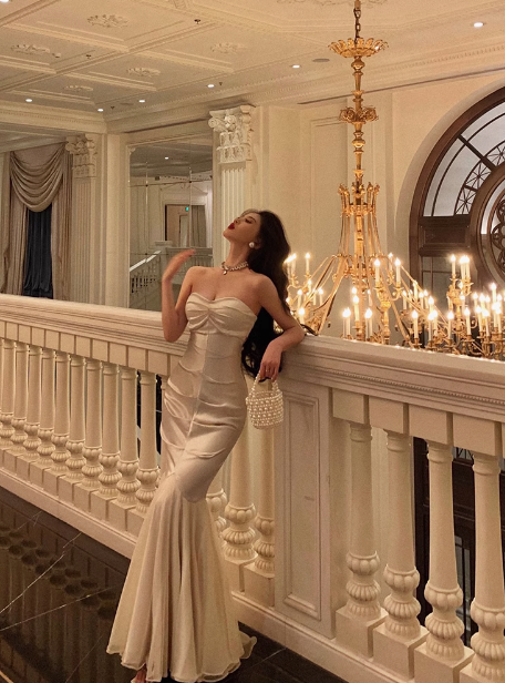Elegant Mermaid Sweetheart White Sleeveless 23rd Birthday Dress Party Gown Birthday Outfits Birthday Dress Ideas For Women DP1426
