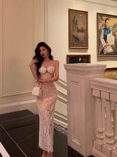 Elegant Glamour Sheath Spaghetti Straps White Lace Prom Gowns Party Dress Classy Gowns Evening Dresses DP1436